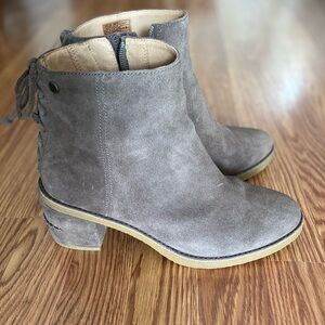 Ugg shoes